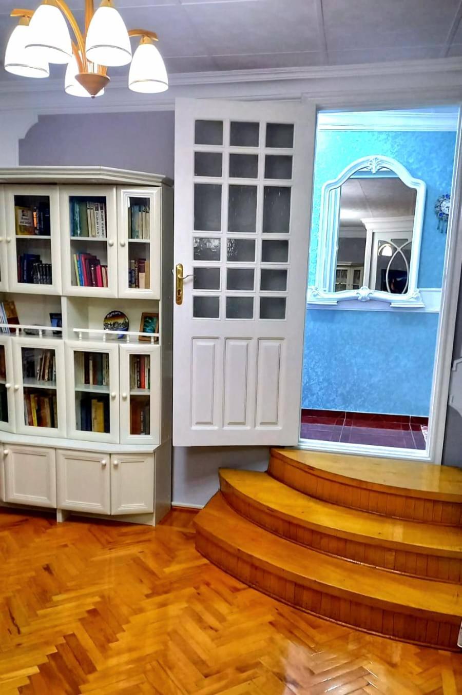 Central Apartment "Ameliya" Баку Екстериор снимка